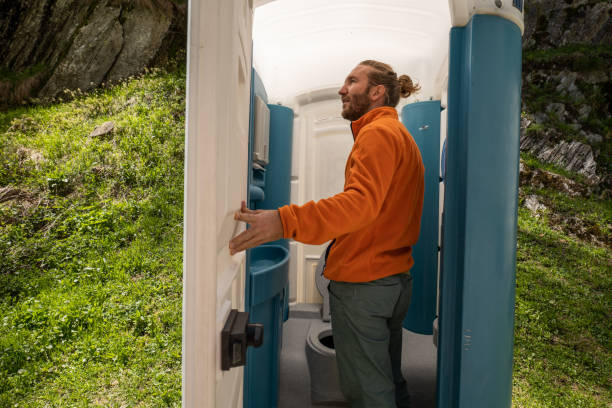 Portable Toilet Options We Offer in East Williston, NY
